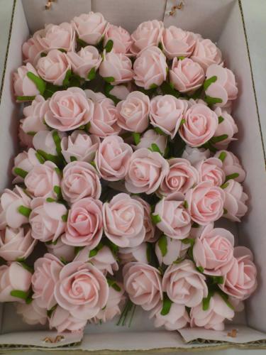 Foam medi roos 3 cm roze (12x7 st.)
